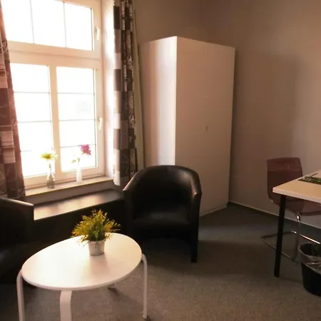 מלון Dithmarscher Haus 3*