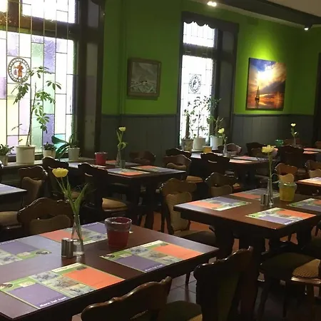 מלון Dithmarscher Haus 3*